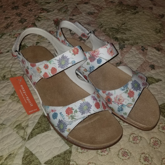 💐 Easy Spirit Floral Sandals - Picture 14 of 14